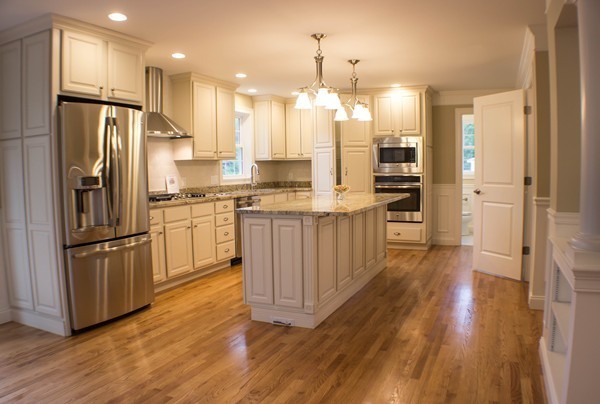 9 Ashby Road Bedford, MA 01730 - Photo 5 of 29 Gallery Image 5