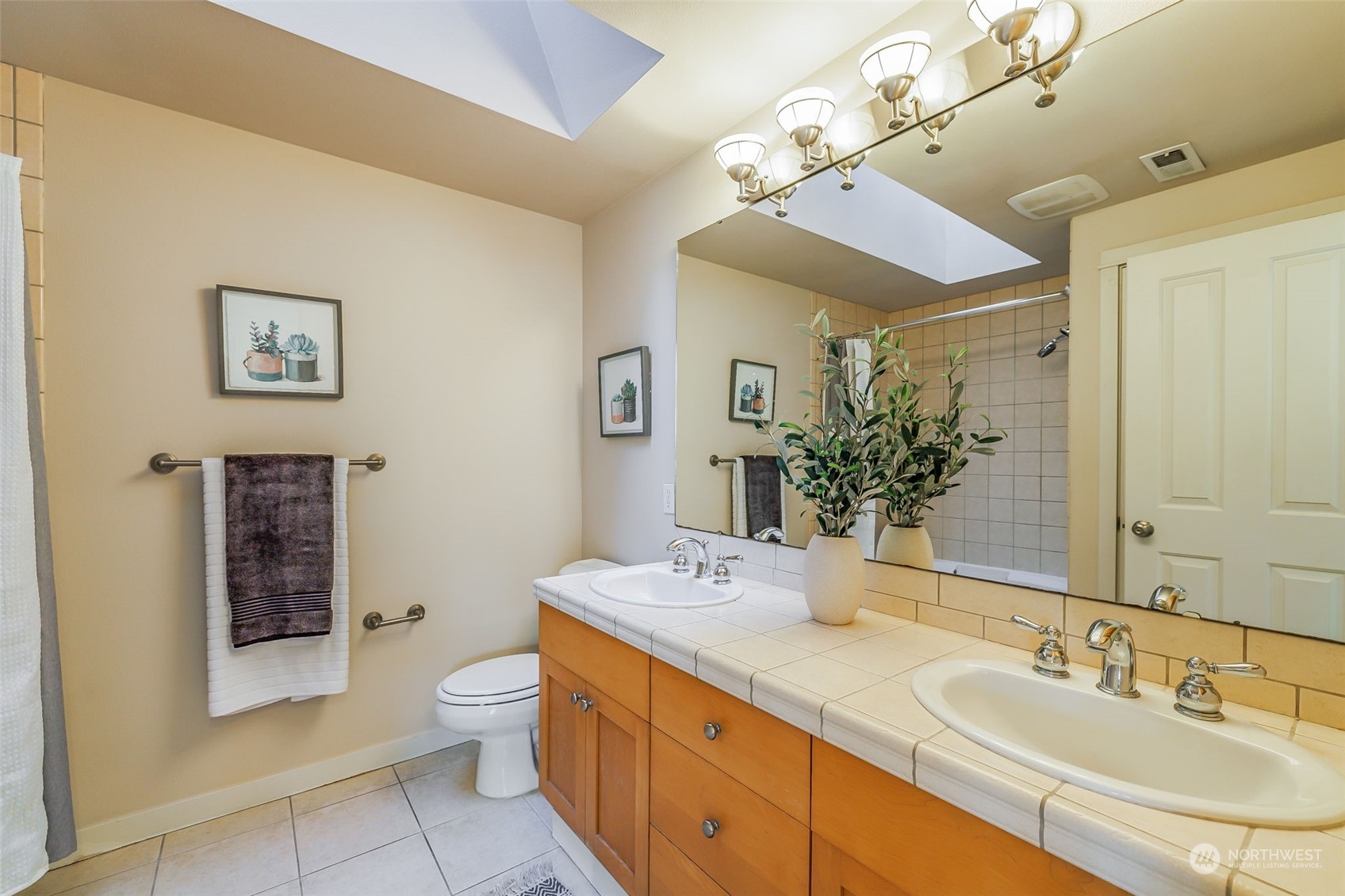 4141 Delridge Way Southwest Seattle, WA 98106 - Photo 28 of 39 Gallery Image 28