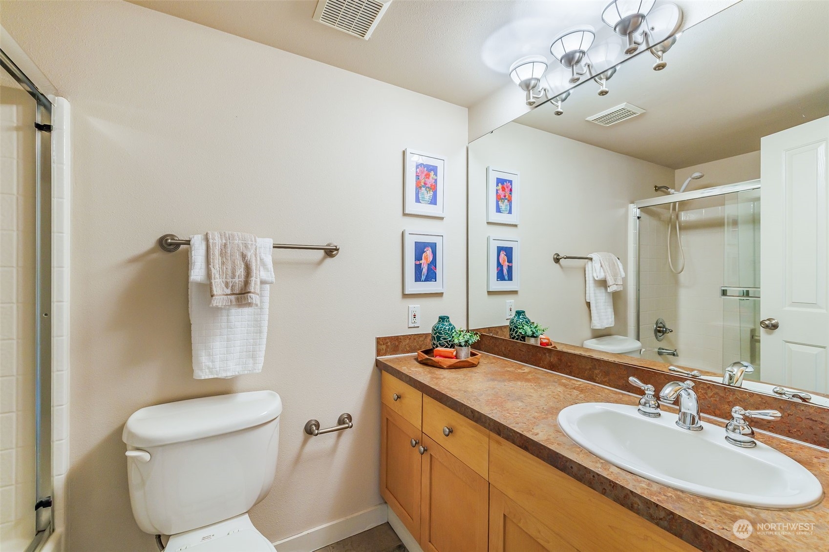 4141 Delridge Way Southwest Seattle, WA 98106 - Photo 9 of 39 Gallery Image 9