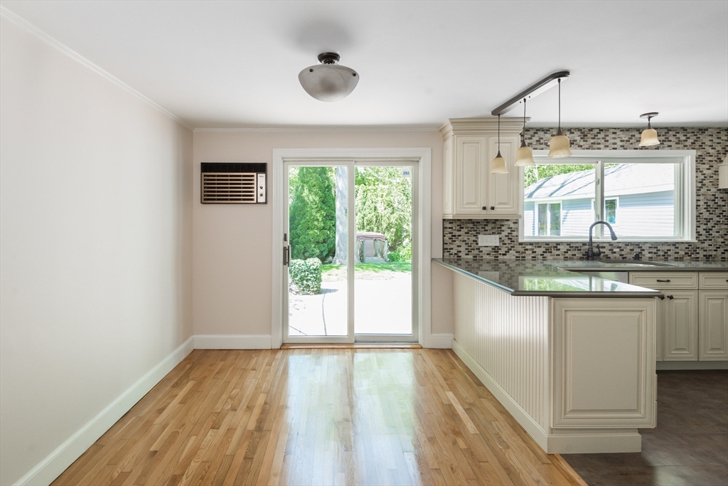 10 Bailey Road Cohasset, MA 02025 - Photo 8 of 26 Gallery Image 8