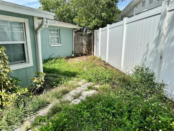$228,500 | 3240 Briar Cliff Drive, Holiday, FL 34691
