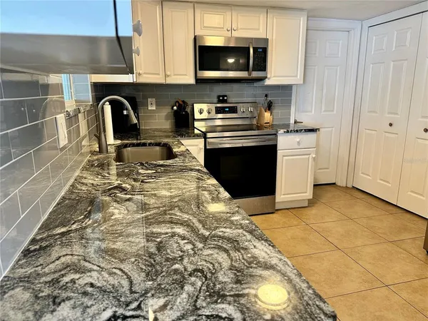 $228,500 | 3240 Briar Cliff Drive, Holiday, FL 34691