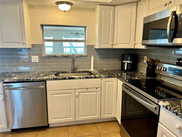 $228,500 | 3240 Briar Cliff Drive, Holiday, FL 34691
