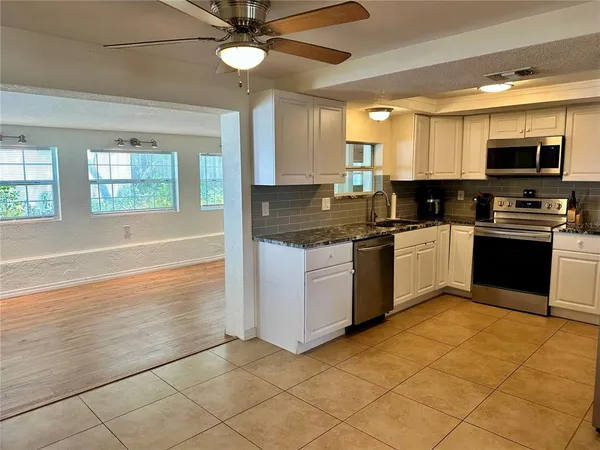 $228,500 | 3240 Briar Cliff Drive, Holiday, FL 34691