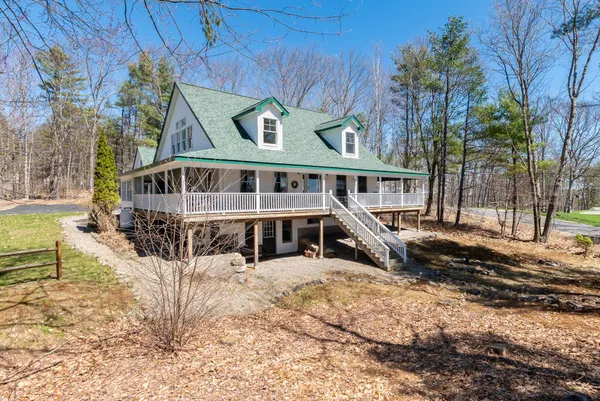 $760,000 | 8 Oak-Knoll Road, Meredith, NH 03253