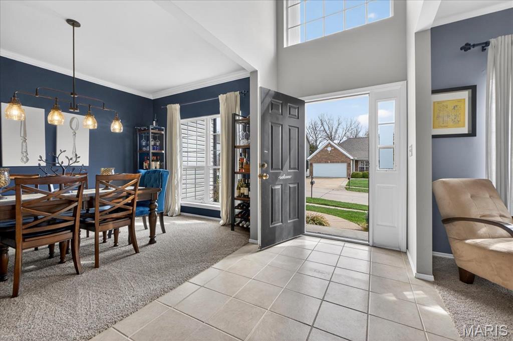 1249 Arbor Bluff Circle Ballwin, MO 63021 - Photo 4 of 33