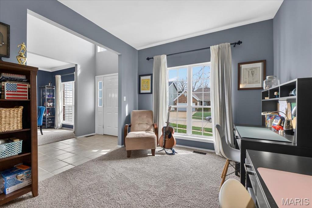 1249 Arbor Bluff Circle Ballwin, MO 63021 - Photo 6 of 33