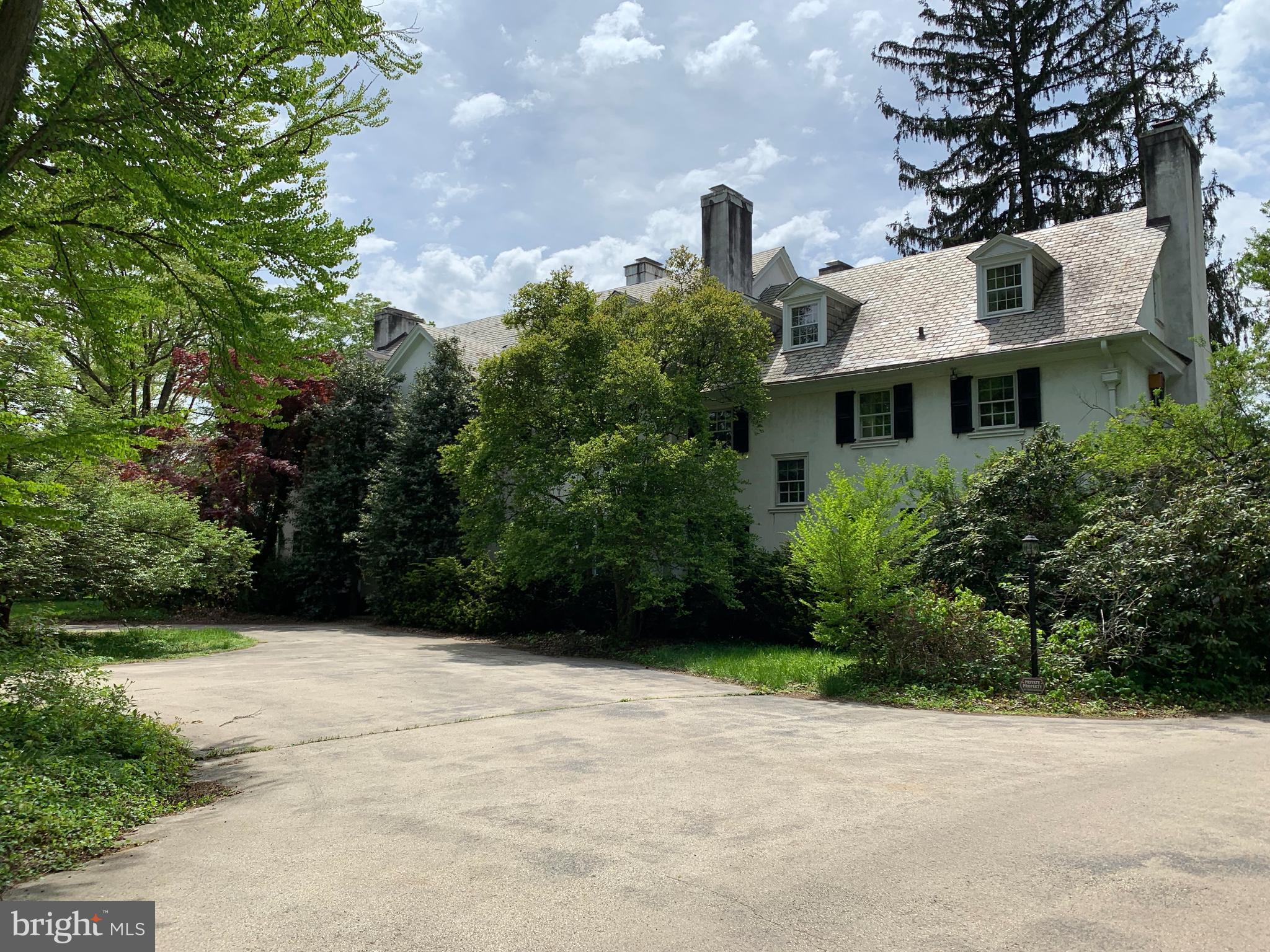 277 Broughton Lane Villanova, PA 19085 - Photo 2 of 26