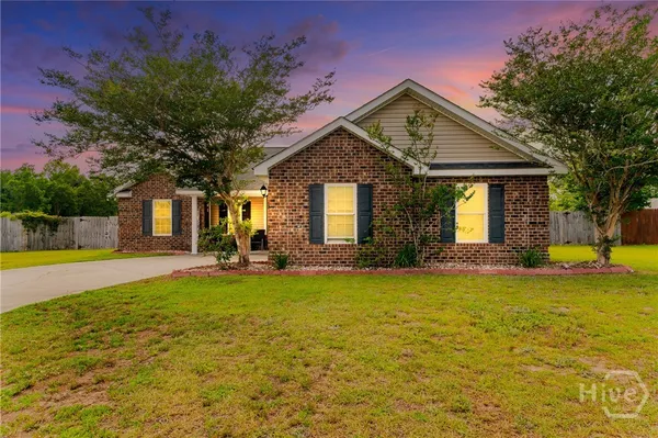 $259,500 | 162 Northeast Mancy Garrason Loop, Ludowici, GA 31316