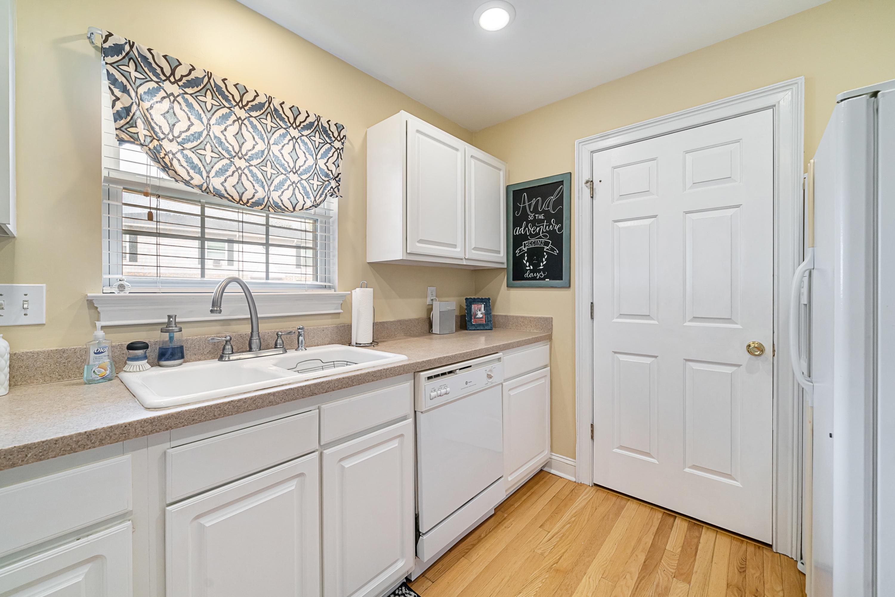 1545 Ashley River Road, Unit 3N Charleston, SC 29407 - Photo 8 of 16 11