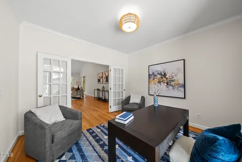 $850,000 | 306 Helmsdale Drive, Chapel Hill, NC 27517