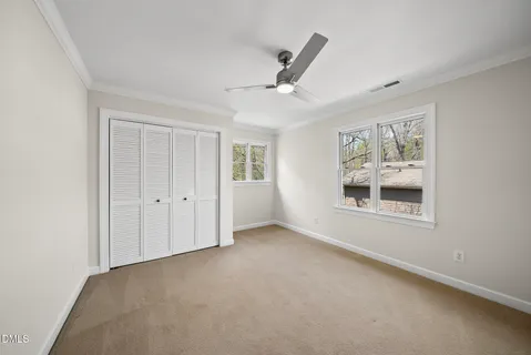 $850,000 | 306 Helmsdale Drive, Chapel Hill, NC 27517