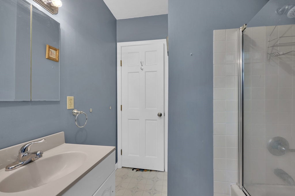 6 McGilpin Road Sturbridge, MA 01566 - Photo 28 of 33 Gallery Image 28