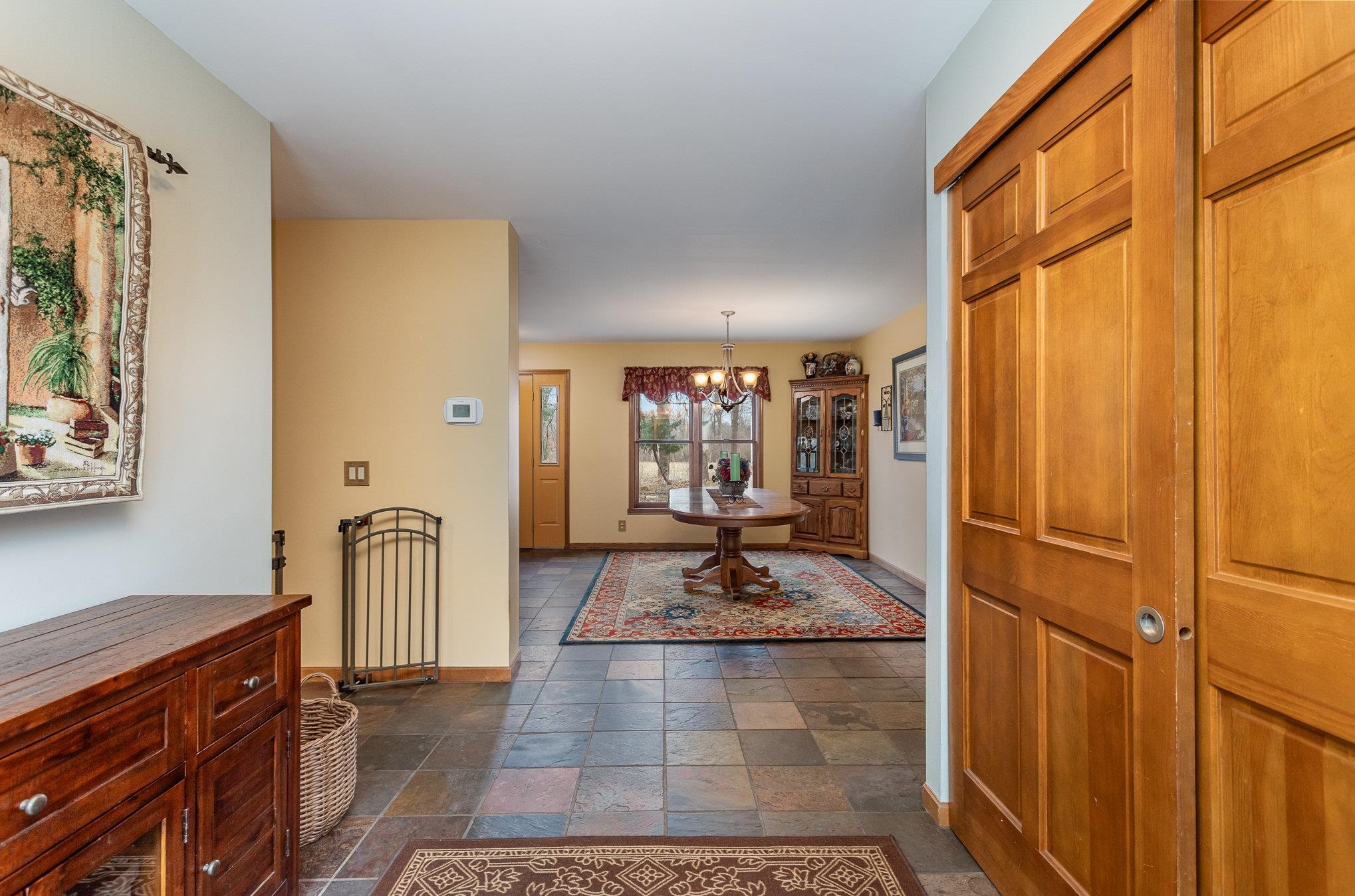 1799 North Dublin Road Midland, MI 48642 - Photo 4 of 44