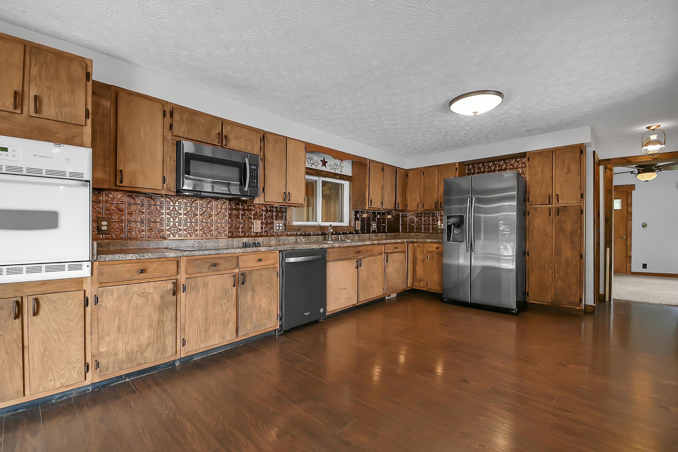 1665 Ginder Road Northwest Lancaster, OH 43130 - Photo 6 of 42 Gallery Image 6