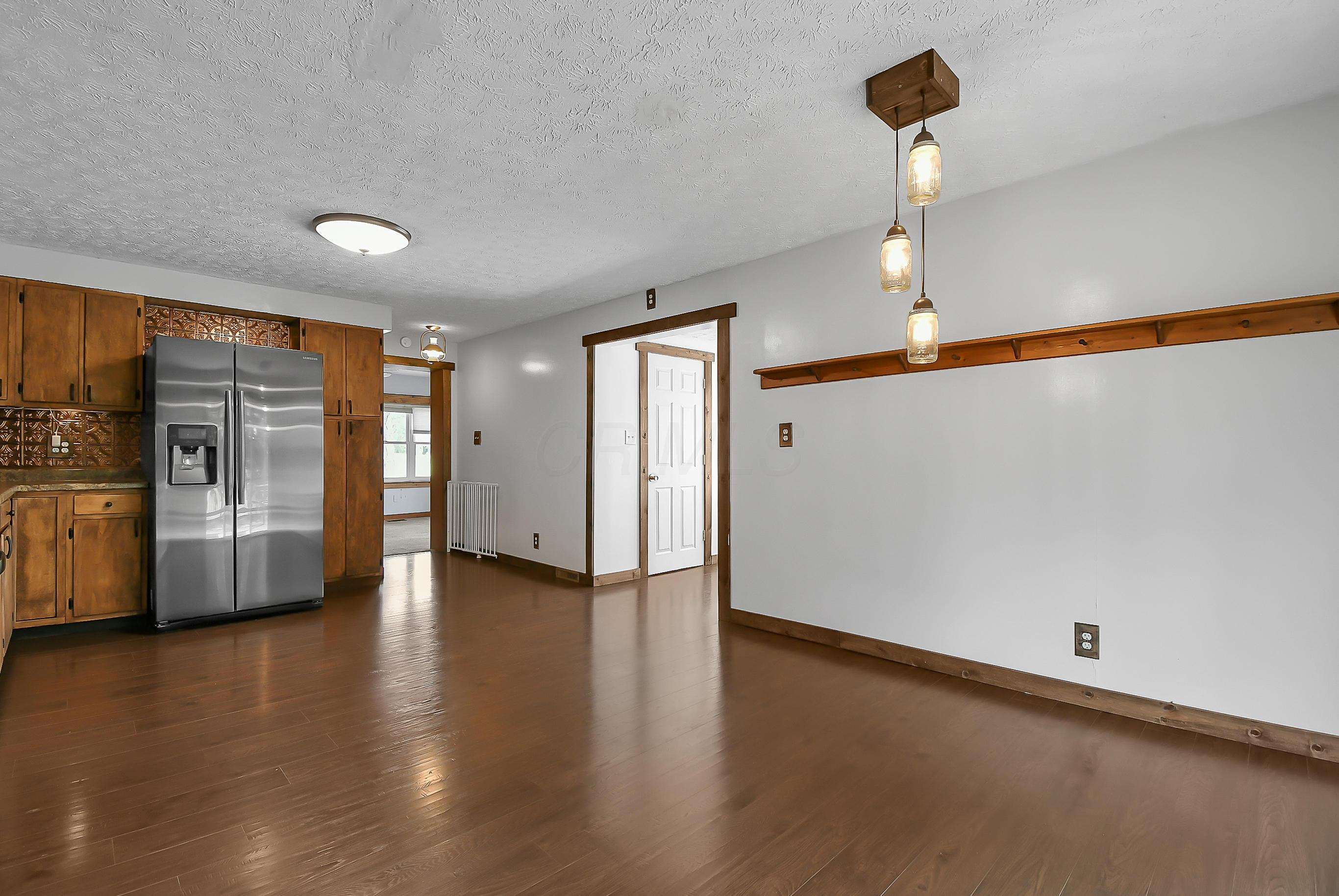 1665 Ginder Road Northwest Lancaster, OH 43130 - Photo 8 of 42 Gallery Image 8