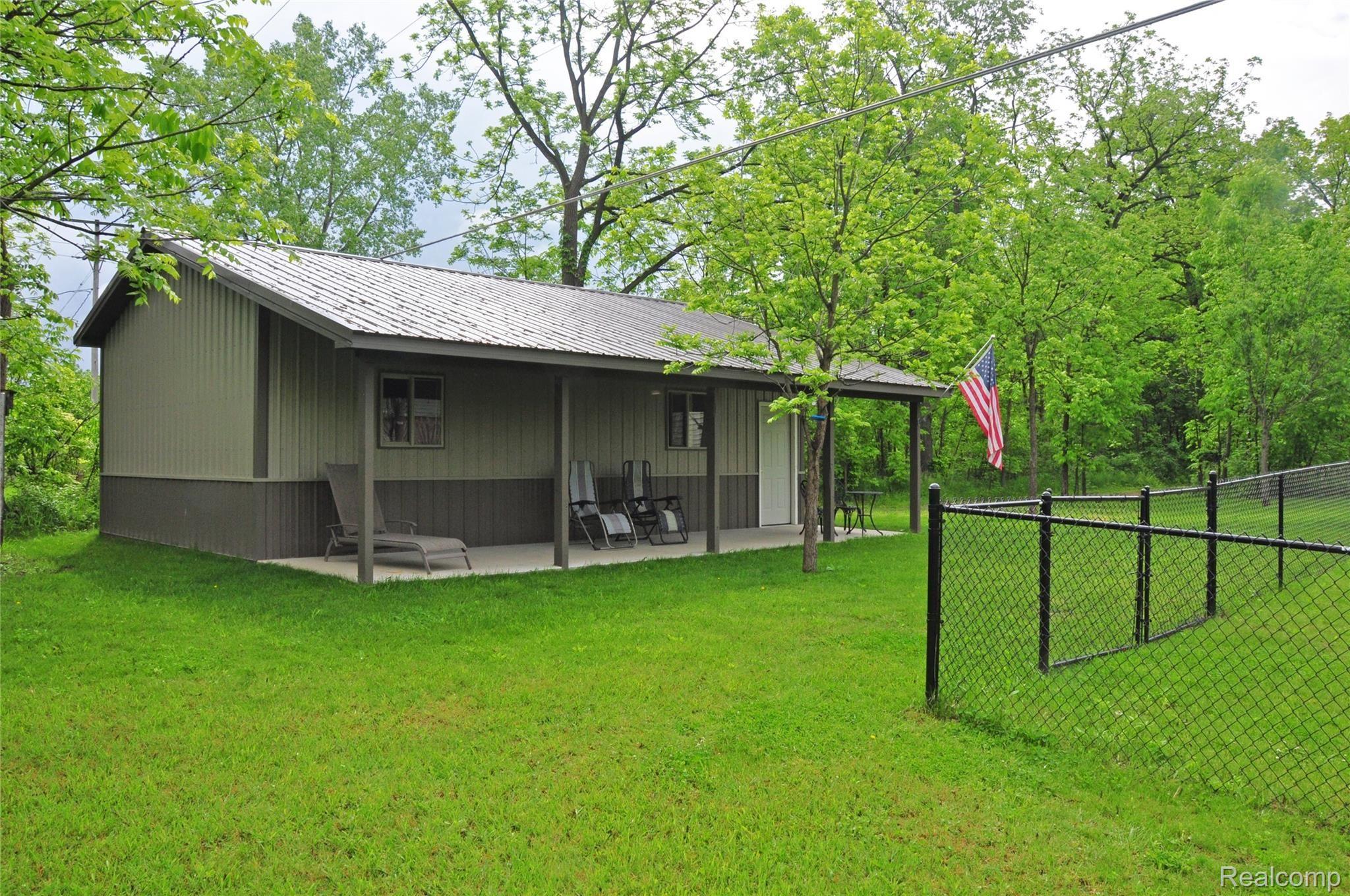 3870 Warner Road Howell, MI 48855 - Photo 58 of 70 210 (5).jpg