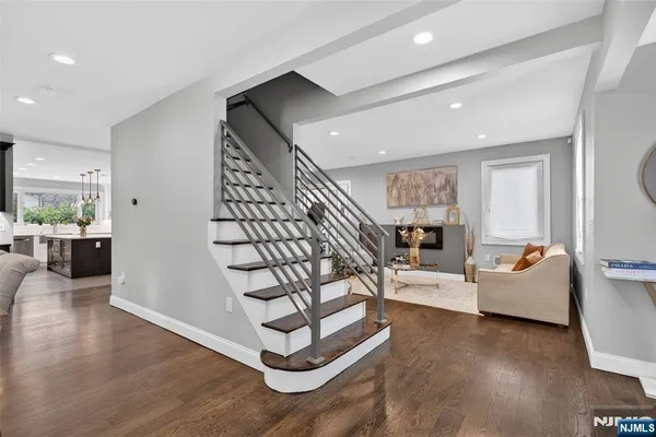 $1,599,000 | 577 Grenville Avenue, Teaneck, NJ 07666