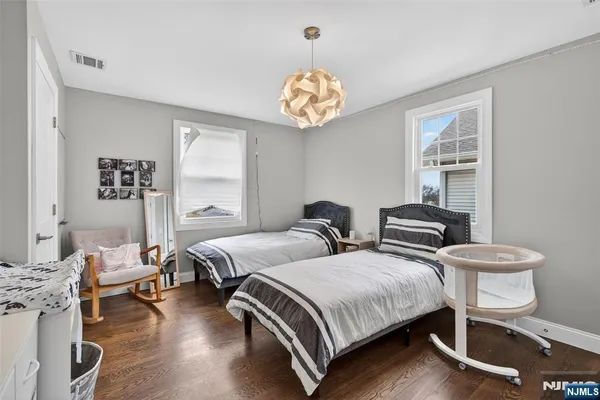 $1,599,000 | 577 Grenville Avenue, Teaneck, NJ 07666