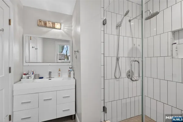 $1,599,000 | 577 Grenville Avenue, Teaneck, NJ 07666