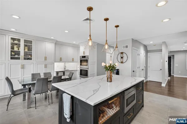 $1,599,000 | 577 Grenville Avenue, Teaneck, NJ 07666