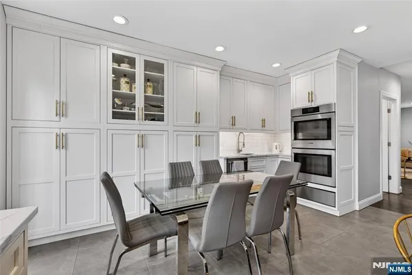 $1,599,000 | 577 Grenville Avenue, Teaneck, NJ 07666