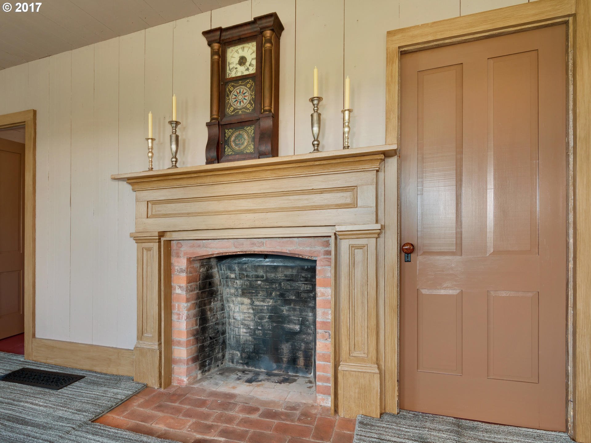 4292 Delaney Road Southeast Salem, OR 97317 - Photo 7 of 32 Living Room