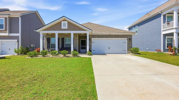 $374,900 | 464 HARBISON Circle, Myrtle Beach, SC 29579