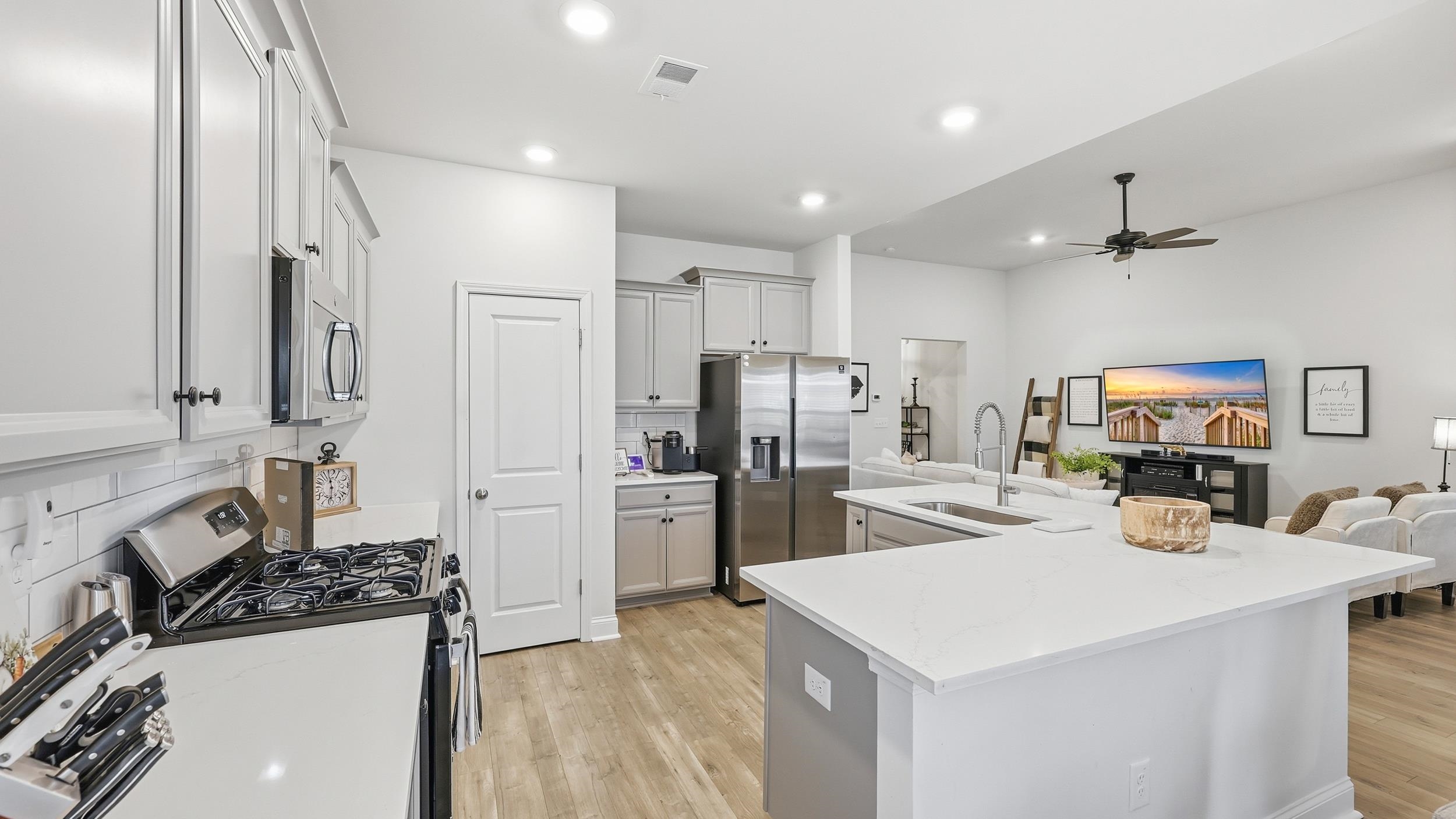 464 HARBISON Circle Myrtle Beach, SC 29579 - Photo 12 of 46