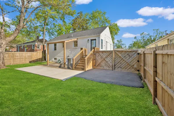 $3,000 | 902 Broadmoor Drive, Nashville, TN 37216