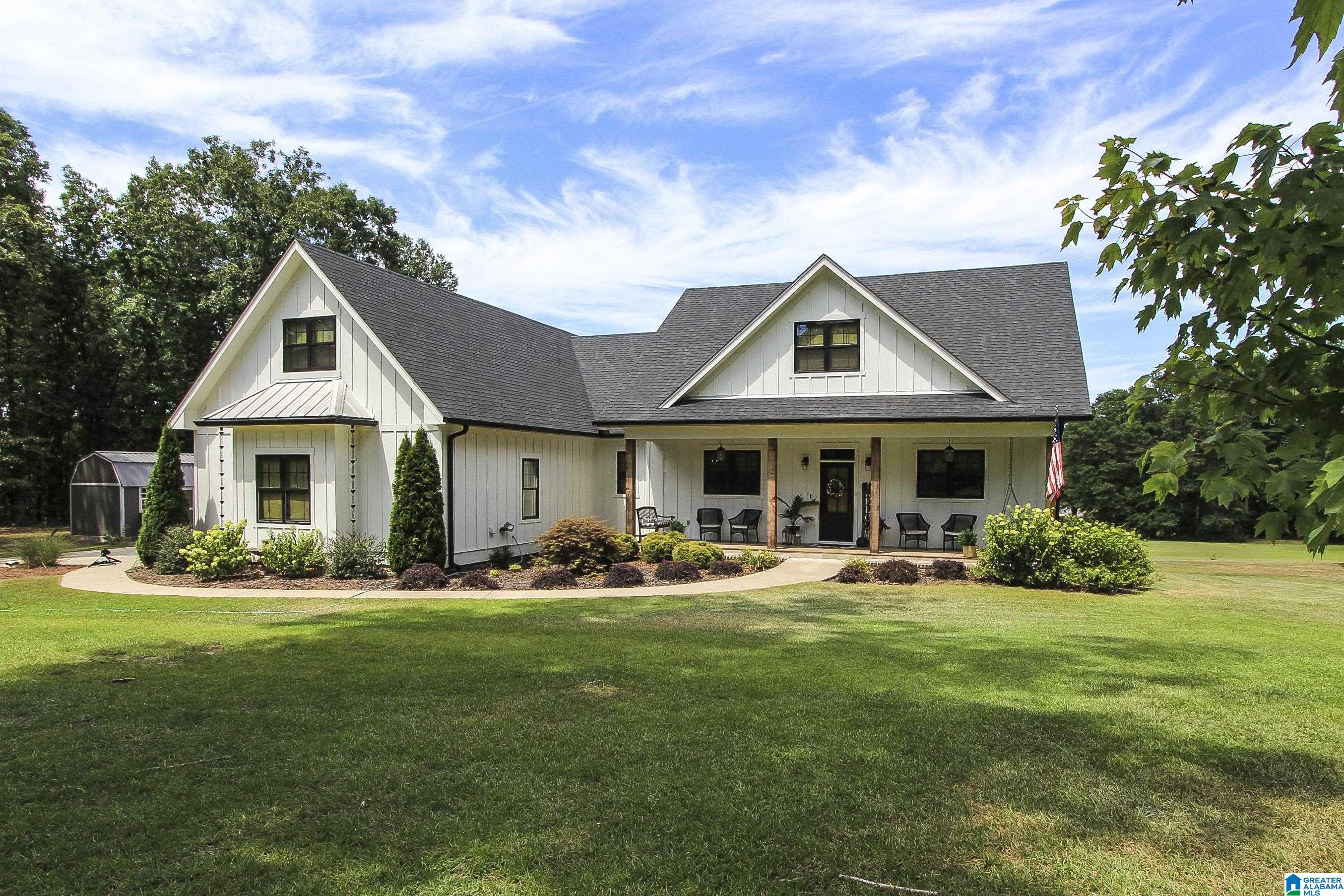 435 Treasure Island Road Cropwell, AL 35054 - Photo 1 of 78