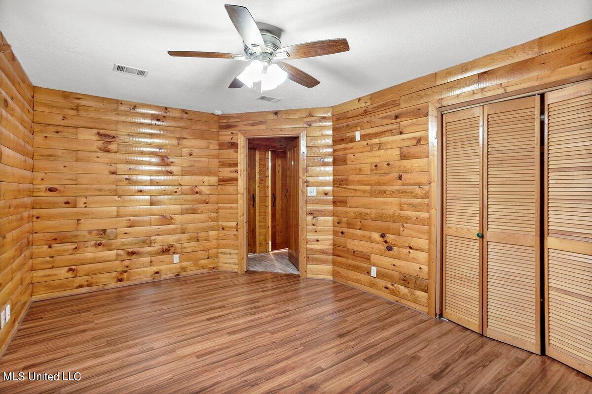 6473 Florence Road Biloxi, MS 39532 - Photo 18 of 28 HJ0A8919