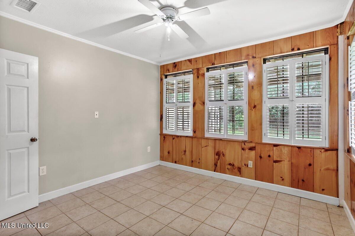 6473 Florence Road Biloxi, MS 39532 - Photo 24 of 28 HJ0A8963