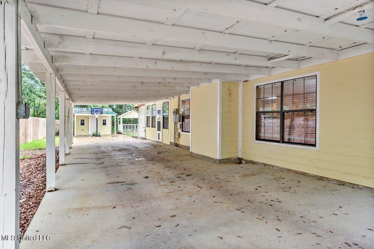 6473 Florence Road Biloxi, MS 39532 - Photo 27 of 28 HJ0A9023