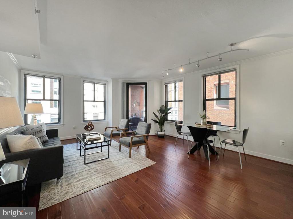 616 E Street Northwest, Unit 623 Washington, DC 20004 - Photo 2 of 31 Living Room