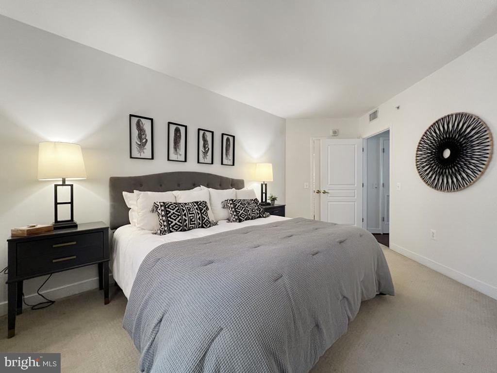 616 E Street Northwest, Unit 623 Washington, DC 20004 - Photo 7 of 31 Master Suite