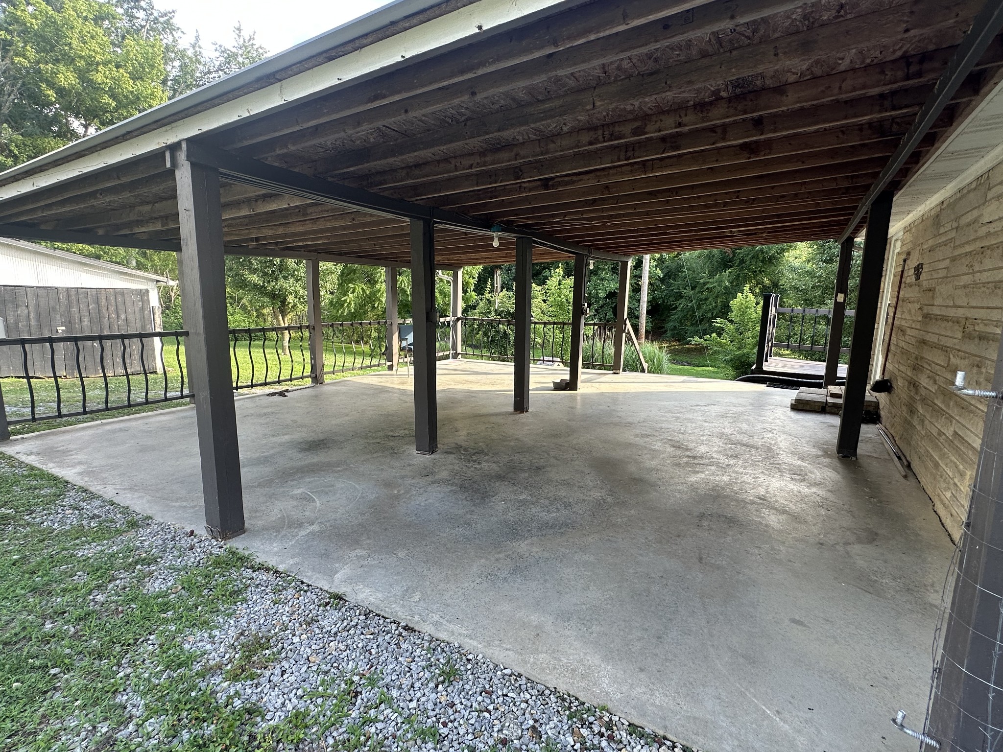 6534 Akersville Road Fountain Run, KY 42133 - Photo 4 of 20