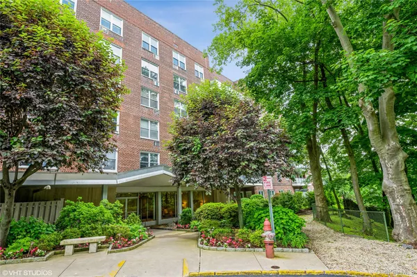 $399,000 | 222 Martling Avenue, Unit 4C, Tarrytown, NY 10591