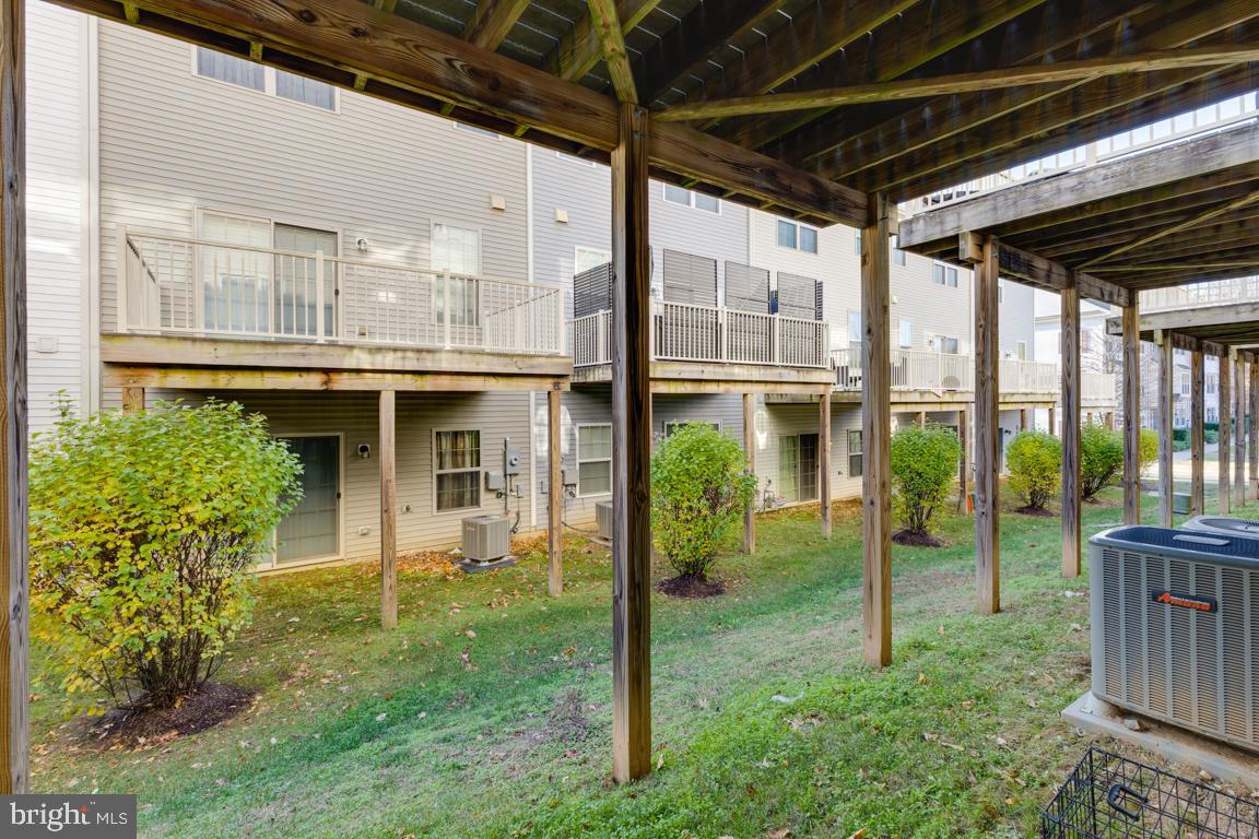 4511 Potomac Highlands Circle Triangle, VA 22172 - Photo 15 of 31 a view of a porch with garden