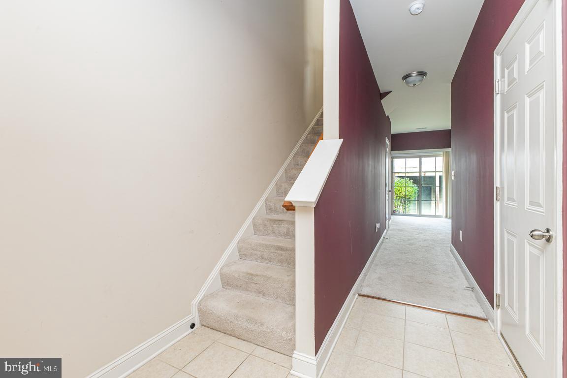 4511 Potomac Highlands Circle Triangle, VA 22172 - Photo 6 of 31 a view of entryway