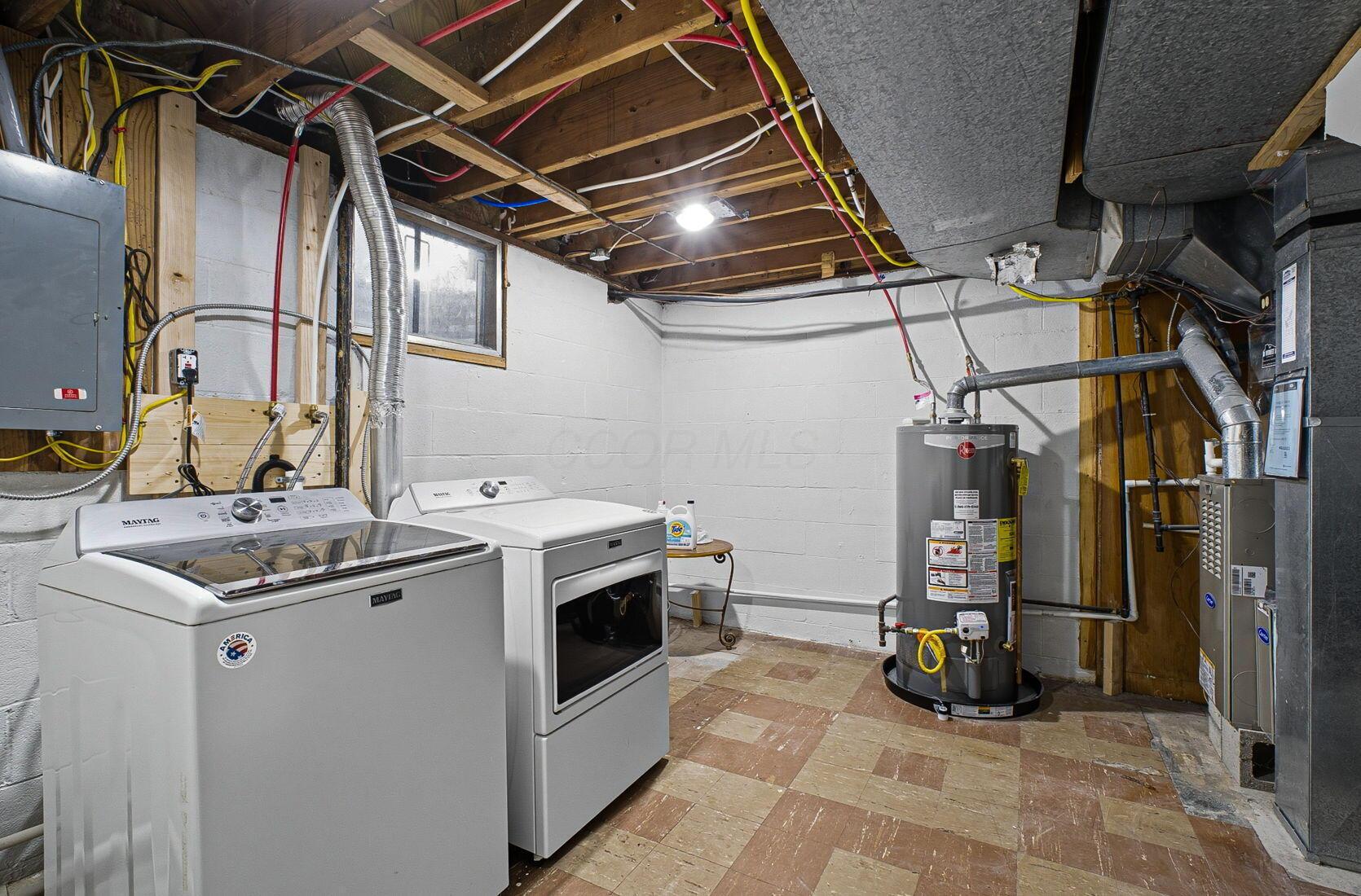 2620 Wildwood Road Columbus, OH 43231 - Photo 30 of 39 Utility Area - Laundry