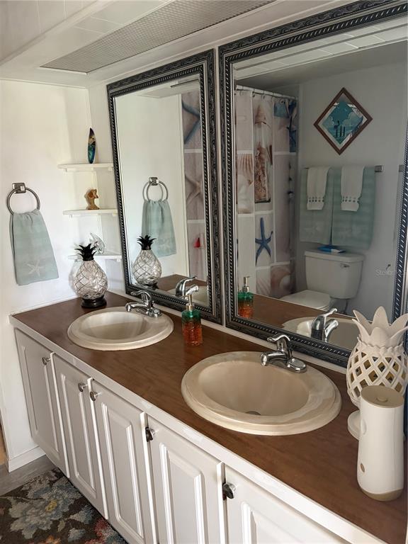 723 Roma Road Venice, FL 34285 - Photo 14 of 32