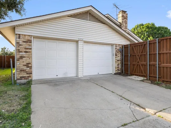 $4,200 | 3404 Newkirk Drive, Plano, TX 75075