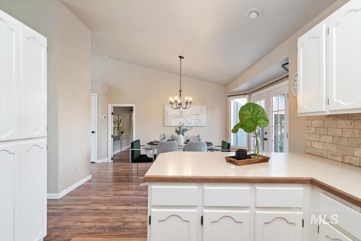 1544 East Falcon Rim Court Eagle, ID 83616 - Photo 16 of 43