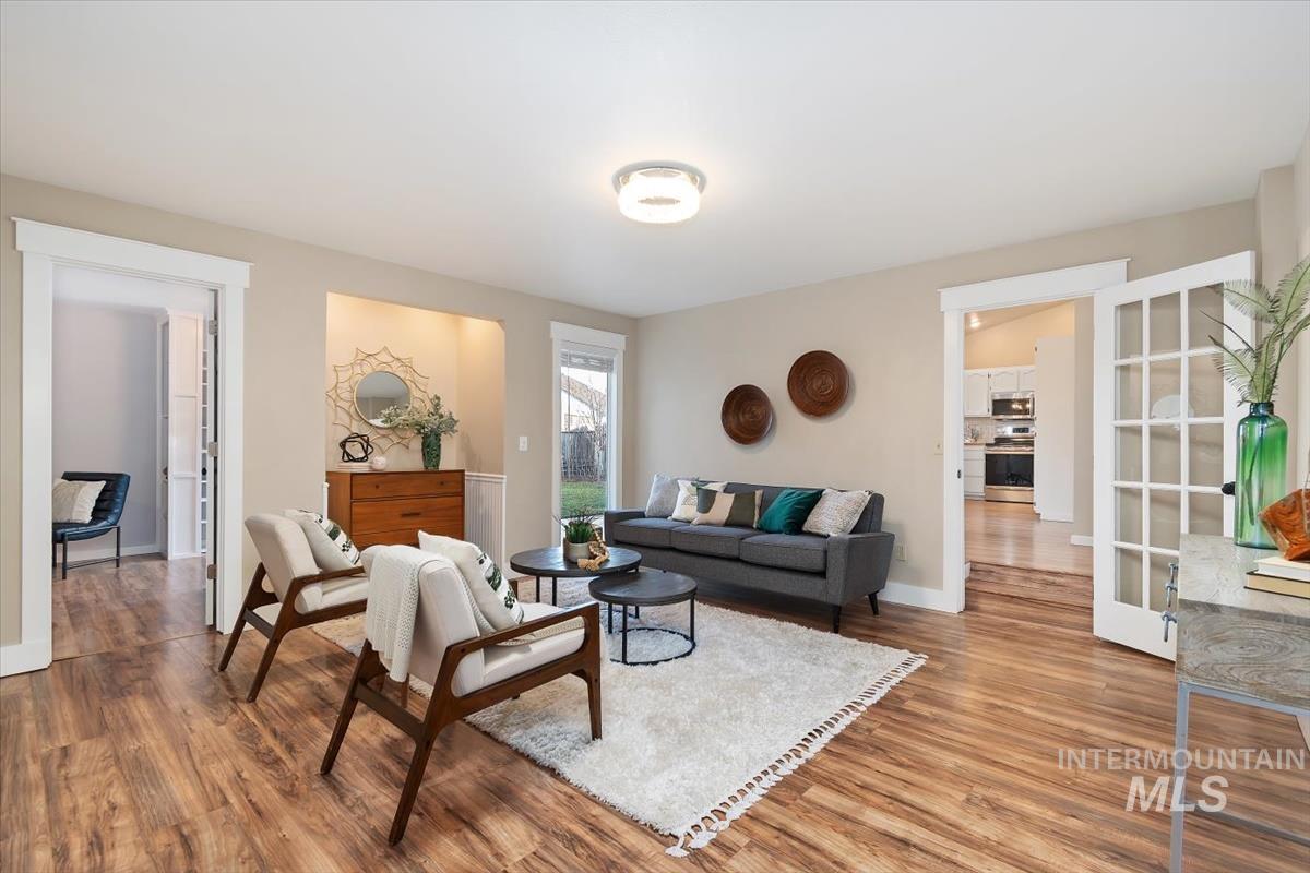 1544 East Falcon Rim Court Eagle, ID 83616 - Photo 18 of 43