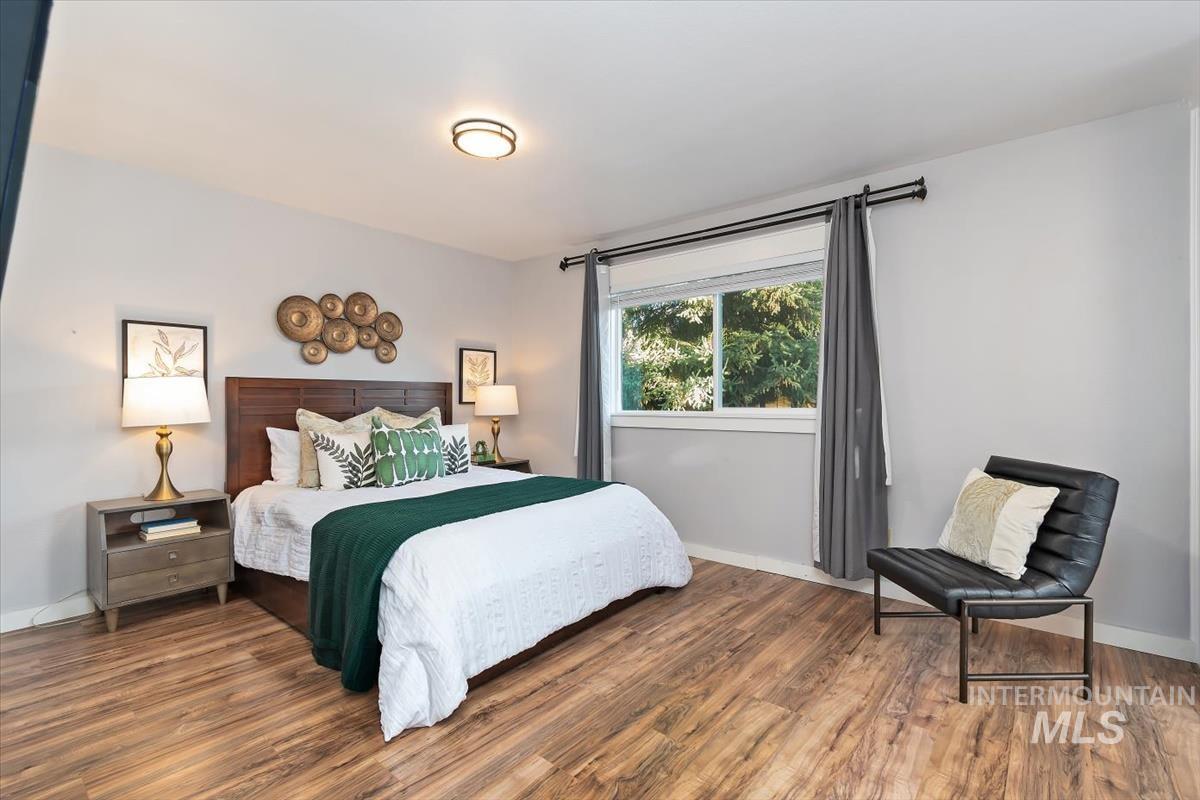 1544 East Falcon Rim Court Eagle, ID 83616 - Photo 22 of 43