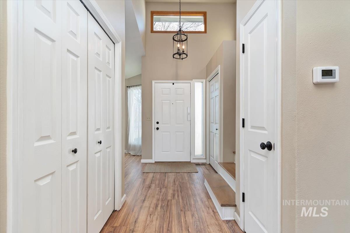 1544 East Falcon Rim Court Eagle, ID 83616 - Photo 29 of 43