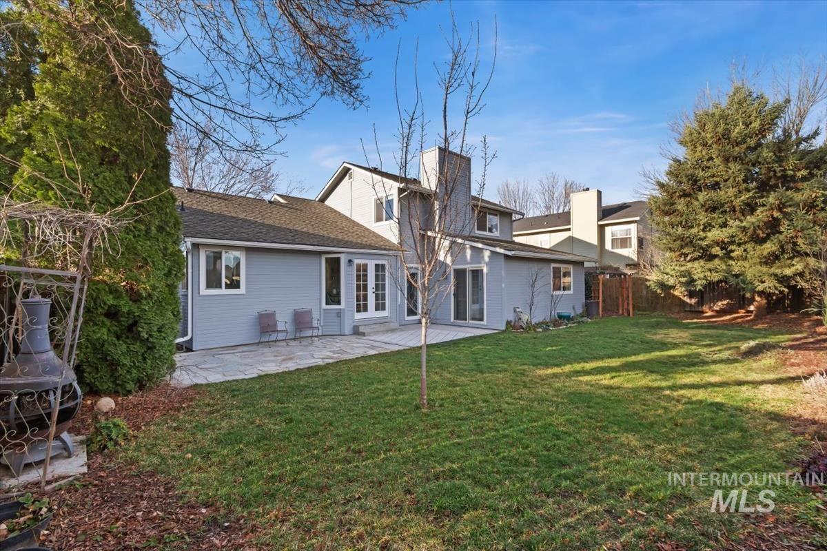 1544 East Falcon Rim Court Eagle, ID 83616 - Photo 38 of 43