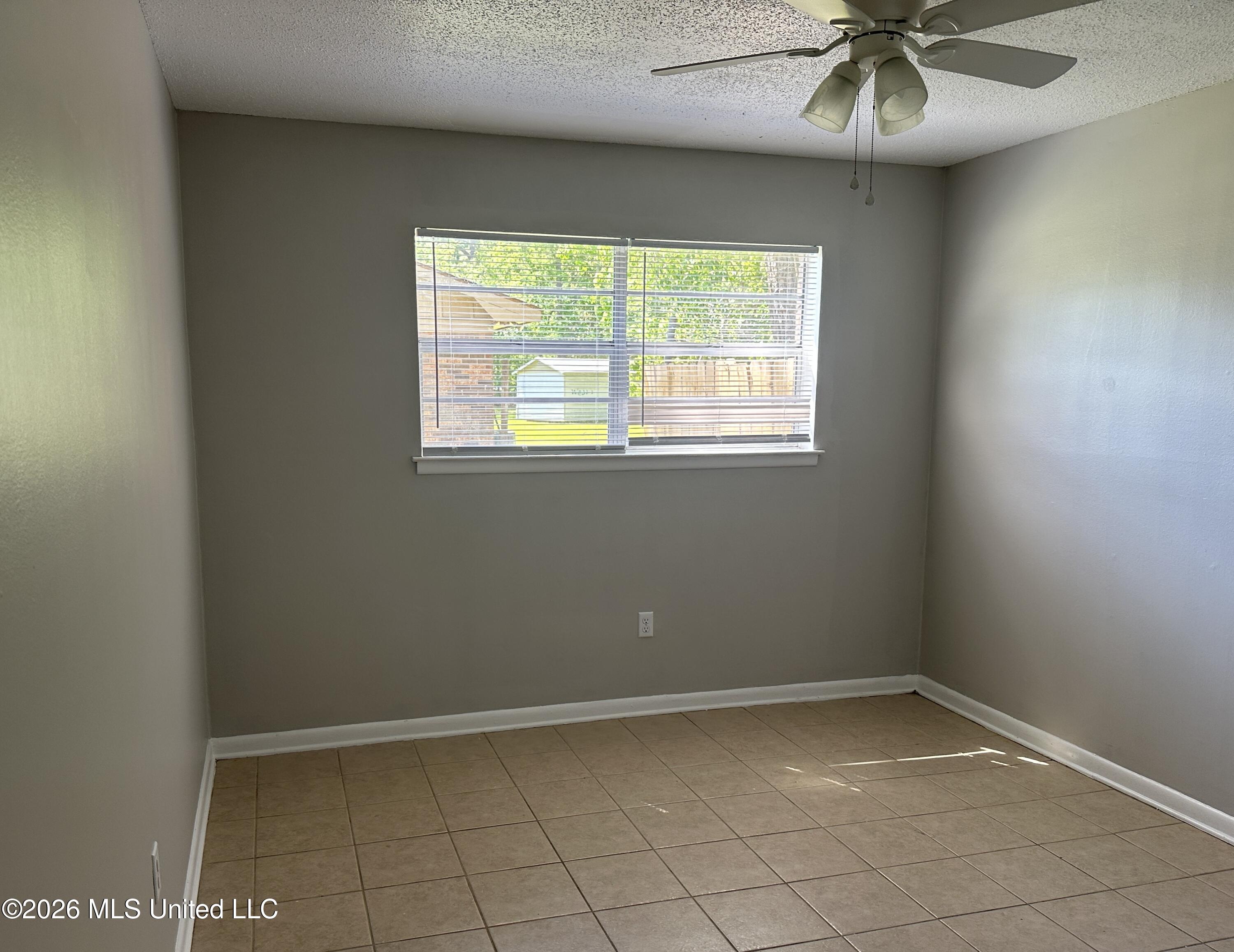 1700 Riverside Drive Gautier, MS 39553 - Photo 8 of 14 bdrm 2