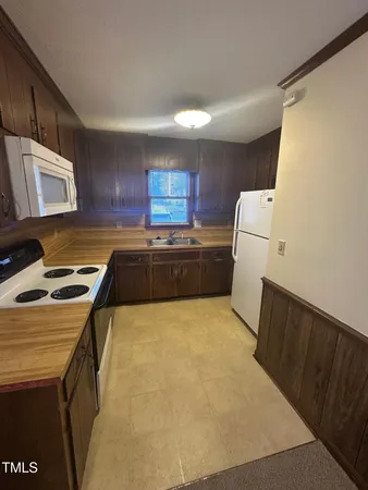 $1,495 | 1300 Kent Road, Unit A, Raleigh, NC 27606